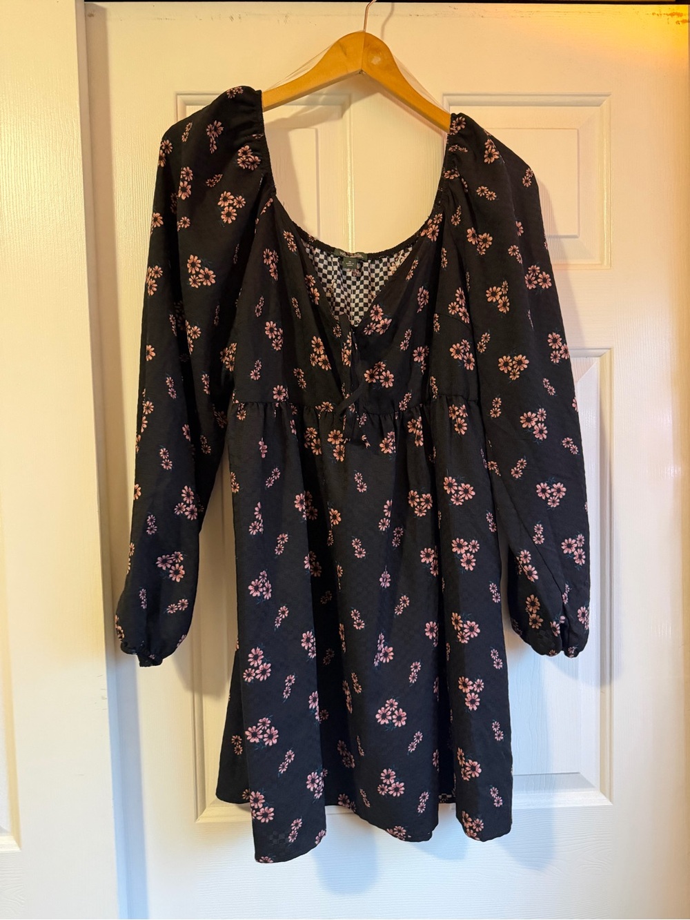 NWT Wild Fable Black Floral Long Sleeve Mini Dress-Size M